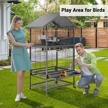 Jaula doble grande para loros de 65,7 pulgadas para aves – Jaula de vuelo de hierro forjado resistente, soporte rodante, 4 perchas, 4 comederos, bandeja extraíble, estante de almacenamiento, ruedas giratorias de 360° – Ideal para periquitos, cotorras, cacatúas, carolinas, canarios y agapornis. - 80*60*167 cm - Ver 2