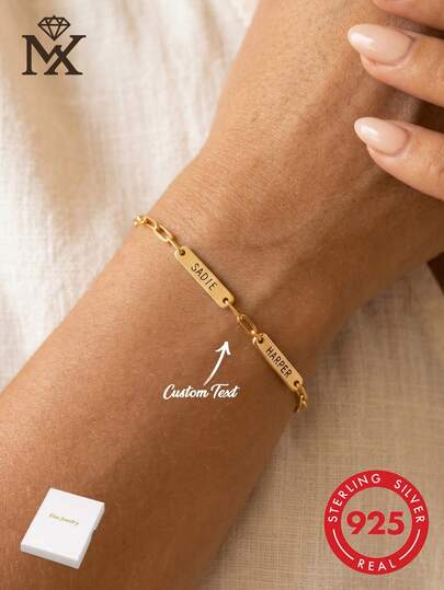Esta pulsera personalizada de plata de ley 925 presenta una placa rectangular minimalista y una cadena de clip de papel, lo que permite grabar de 1 a 3 nombres en inglés. Este regalo creativo y sorprendente es la opción perfecta para sus seres queridos, amigos y familiares. También es un excelente regalo para el Día de la Madre, San Valentín, cumpleaños, aniversarios, graduaciones y Navidad.