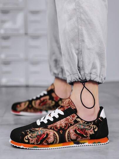 (Kích thước nhỏ hơn bình thường) Giày thể thao ngoài trời phong cách Bohemian dành cho nam, giày mùa hè với lưỡi giày, phần trên và đế ngoài có họa tiết ngẫu nhiên, chống trượt, thoáng khí.