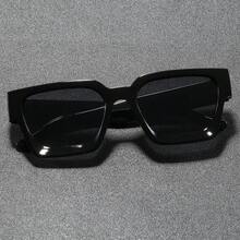 1 Pair Of Unisex  And Stylish Square-Frame Decorative Glasses, Suitable For Daily Wear, Versatile And Classic Design, An Excellent Choice For Gifting To Friends - 1 Piece - Black Border With Gray Film - View 4