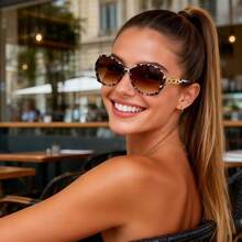 1pc European And American Retro Style Square Frame Fashionable Glasses, Casual And Versatile, Suitable For Street Photography, Hiking, Fishing - Multicolor - View 2