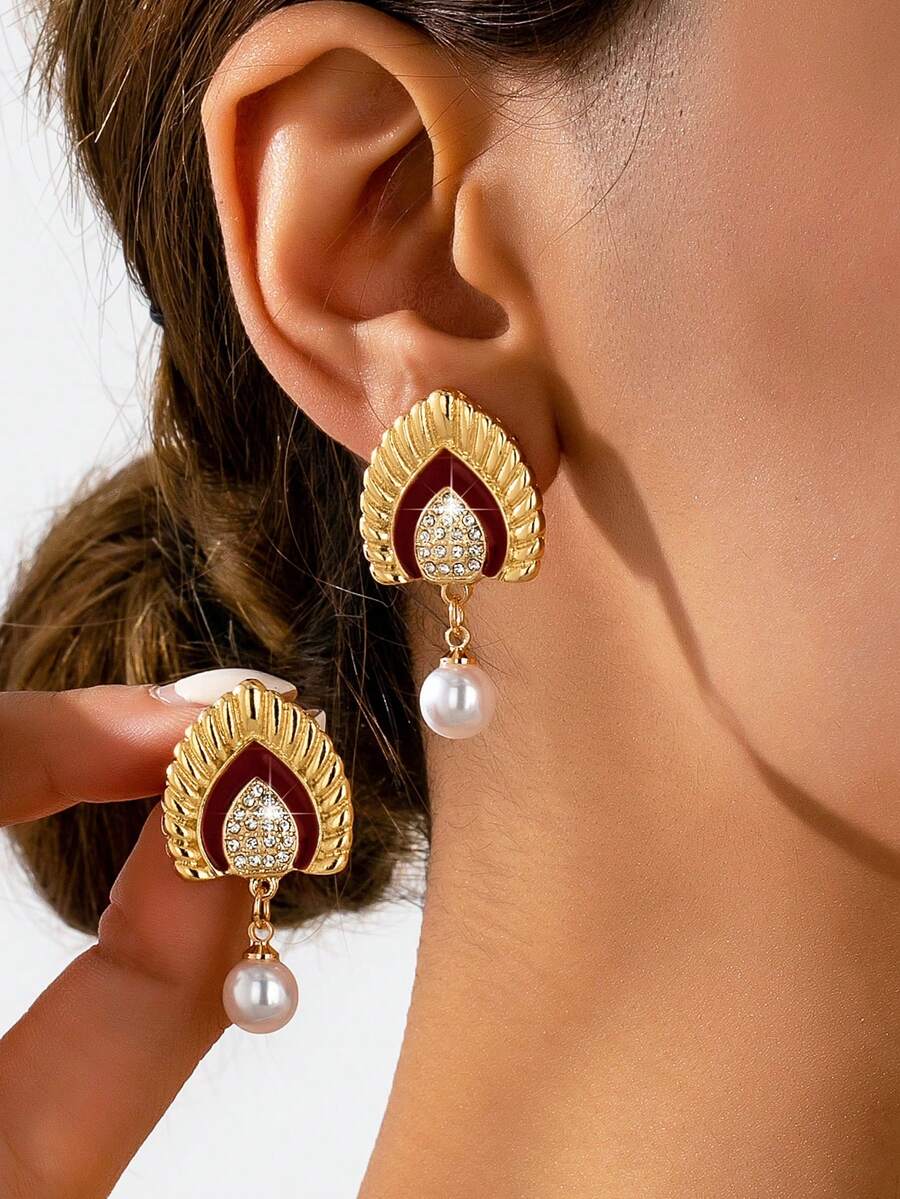 1 Pair Retro Luxury Burgundy Enamel Rhinestone Fan-Shaped Pearl Drop Earrings, Versatile Accessory For Vacation, Wedding, Daily Wear, Party, Date, Banquet, Work, Elegant French Jewelry - Gold + Burgundy - View 1