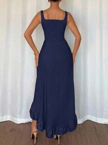 Vestido de tirantes para mujer, de color azul marino con acabado satinado.Cuello cuadrado y cintura ajustada, falda asimétrica con volantes (corta adelante y larga atrás).Diseño favorecedor y sofisticado, ideal para eventos, fiestas y ocasiones especiales. - Azul marino - Ver 2