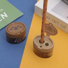 1pc/3pcs/5pcs Cute Capybara Dual Hole Pencil Sharpener, Manual Pencil Sharpener With Capybara Design, Random Color, Creative Flip-Top Pencil Sharpener, Cartoon Style Handheld Pencil Sharpener, Suitable For School And Office Use, For Pencils And Cosmetic Pencils, Compact Pencil Sharpener For Students, Desktop Decor Portable Pencil Trimmer, Student Stationery Prize, Preferred Reward Gift, School Supplies - Random - View 8