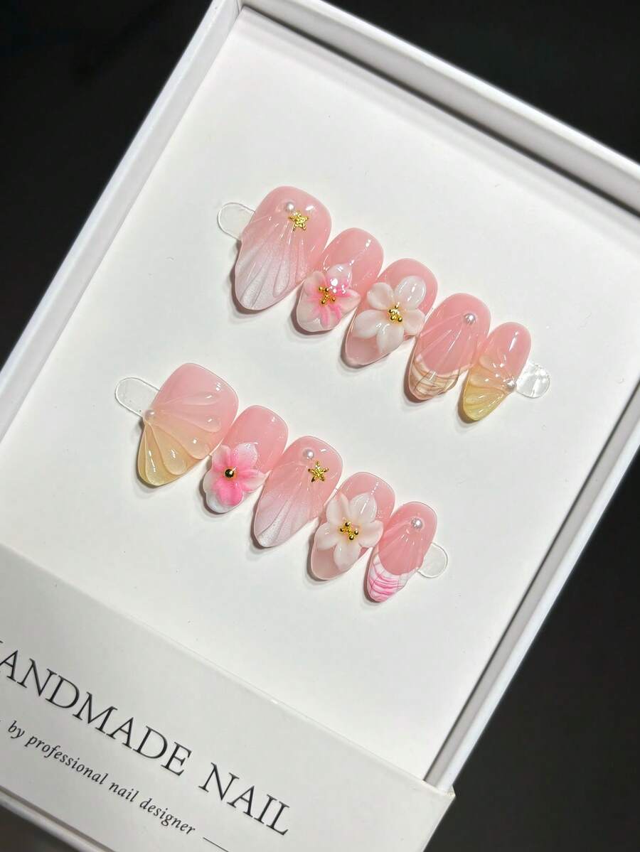 杏仁形粉色貝殼手工3D花卉設計美甲用品 手工穿戴甲 - 粉色 - 查看 1