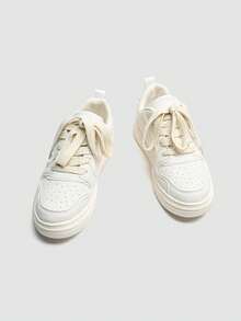 1 đôi giày thể thao Jifffly kiểu ván trượt, chống trượt, bền chắc, unisex, chất liệu da tổng hợp, có logo dập nổi, đế dày, kiểu dáng thấp cổ, màu trắng ngà. - màu trắng ngà - Xem 5