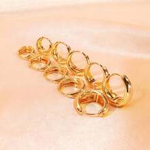 5 paires de boucles d'oreilles minimalistes dorées dormables, boucles d'oreilles simples en forme de créoles pour oreilles percées, polyvalentes pour le travail et le port quotidien - Doré - Voir 1