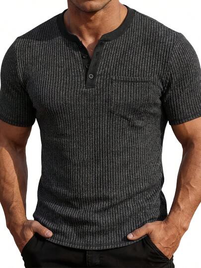 Suéter casual de moda para hombre con tela texturizada a rayas, camisa henley de manga corta de cuello redondo de un solo pecho con parches de unicolor, para primavera/verano al aire libre