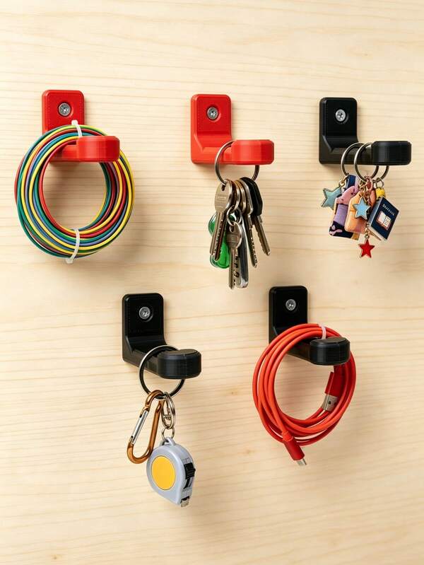 Bộ 2 giá treo dụng cụ gắn tường (thích hợp để đựng băng keo), móc chịu tải trọng cao, móc đa chức năng, chống biến dạng, chống gỉ, chống rơi, có thể cố định chắc chắn các vật nặng. Lắp đặt dễ dàng, phù hợp với nhiều bề mặt tường khác nhau.