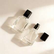 TSA认证30毫升（1盎司）简约经典厚底透明方形玻璃可填充细雾香水喷雾瓶，配亮黑色方形瓶盖和免费三合一灌装工具 - 彩色 - 查看 2