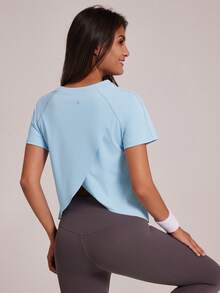 VUTRU Round Neck Short Sleeve Workout T-Shirt With Criss-Cross Hollow-Out Design, Suitable For Running And Fitness Sports - Sky Blue - View 2