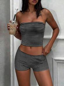 Women's Summer Beach Vacation Sexy Striped Bandeau Top And Shorts Set - Black and White Stripes - View 6