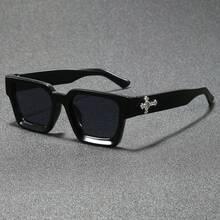 1 Pair Of Unisex  And Stylish Square-Frame Decorative Glasses, Suitable For Daily Wear, Versatile And Classic Design, An Excellent Choice For Gifting To Friends - 1 Piece - Black Border With Gray Film - View 1