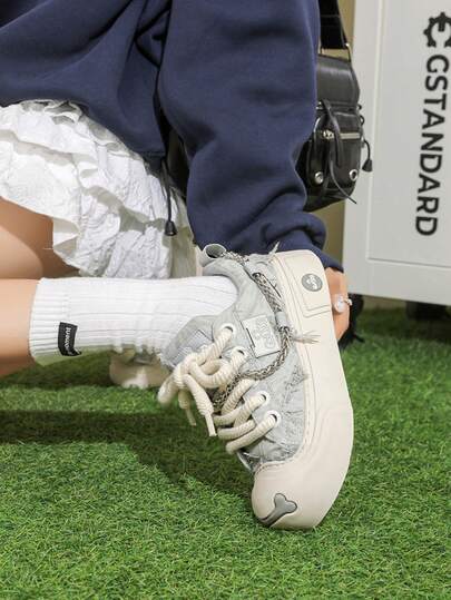  Zapatos de diseñador de nicho Q-AND originales, zapatillas deportivas casuales de exterior con suela gruesa, cordones y cadena, de estilo unisex para mujeres