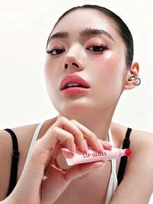浪漫之美：1支高光泽唇彩，滋润亮泽，打造性感双唇，手链式设计，方便随身携带。宰牲节限量版，送给母亲、女友、姐妹的礼物。 - 01櫻花 - 查看 4