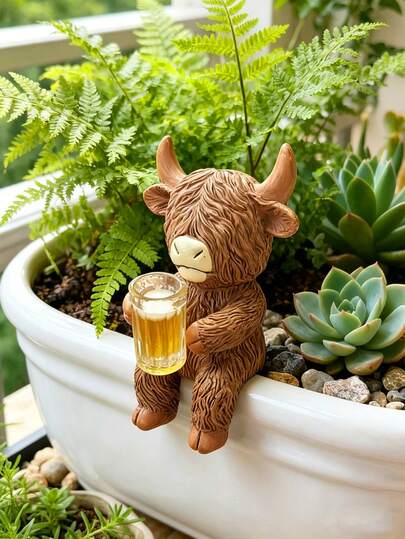 Funny Highland Cow Resin Plant Pot Hugger - Cute Fluffy Calf Figurine Holding A Beer Glass, Ideal For Planter Edges, Shelves & Garden Patios. Adds Playful Farm Vibes, A Quirky Conversation-Starting Decor Accent For Indoor & Outdoor Spaces,Garden,Outdoor Decor,Garden Stuff,Garden Statues