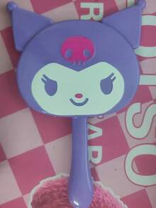 SANRIO （正版授权）三丽鸥二合一化妆镜梳，My Melody 款，由 Yuguigou 和 Hello Kitty 设计，这款便携式化妆镜造型可爱，适合各种发型。是旅行和日常使用的理想之选，也是情人节惊喜、送给女友或妈妈的绝佳礼物。 - 彩色 - 查看 13