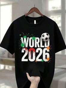 1 camiseta retro de fútbol para hombre - Camiseta de cuello redondo con estampado gráfico de la COPA MUNDIAL 2026 y diseño de balón de fútbol en negro/blanco, camiseta casual y cómoda adecuada para el Día de Acción de Gracias, regalos de Navidad, uso en todas las estaciones para los aficionados. - Negro - Ver 1