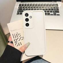适用于三星 Galaxy A17 A07 A56 A26 A36 A16 A06 A05 A15 A25 A35 A55 A04 A12 A13 A14 A50 A52 A54 S26 Ultra S25 FE S24 S23 S22 S21 S20 Plus 的软 TPU 手机保护壳，防摔防震，纯色硅胶手机壳 - 古董白 - 查看 2