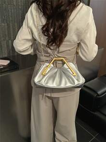 女士褶皱手提包，优雅女士奢华金属链条装饰单肩包，适合购物、约会、派对等场合，银色 - 銀色 - 查看 5