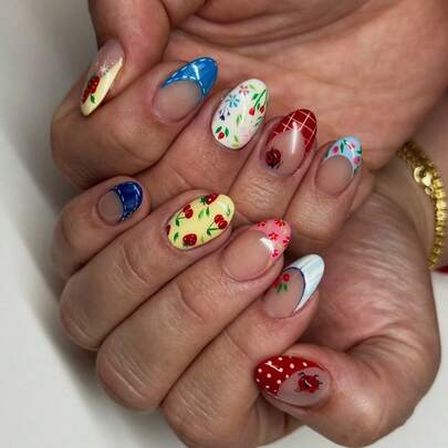 24pcs Cute Square Press On Fake Nails Colorful Short Nail Flowers And Cherry Acrylic French Fake Nails Women Coffin Nails