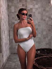 Women's Minimalist Solid Color Bandeau One-Piece Swimsuit, Suitable For Beach And Resort Vacation - White - View 2