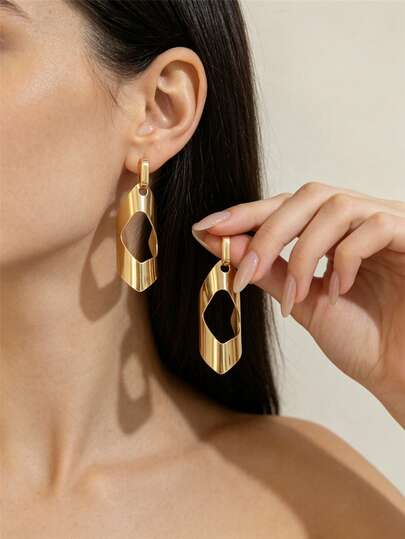 奢华几何金属耳环，通勤、晚宴等场合皆宜，优雅设计