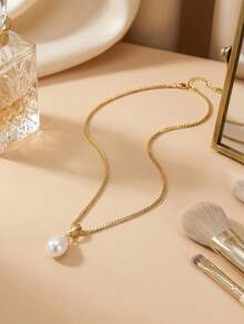 1pc French Elegant Teardrop Pearl Necklace, Gold Chain + Teardrop Pearl Pendant Design, Adjustable Length For Comfortable Wear, Suitable For Daily, Travel, Commute, Date, Flatters Neckline, Enhances Elegant Aura, Versatile Accessory, Refined Summer Outfit Essential, Unique Premium Gift For Mother's Day - Gold - View 3
