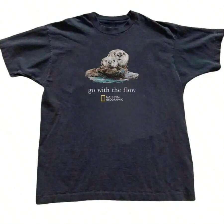 National Geographic "Go With The Flow" Unisex T-Shirt - Funny Beetle Pun Graphic, Y2K Vintage Summer Style, Gift - black2 - 查看 1