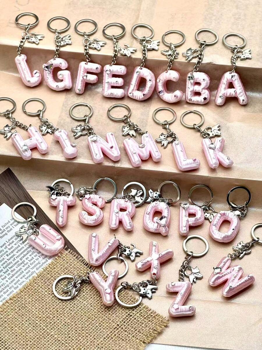 Creative Cartoon Cute Heart Star Shiny English Letter Keychain Pendant, Suitable As Small Gift For Friends And Family During Holidays - Multicolor - View 1