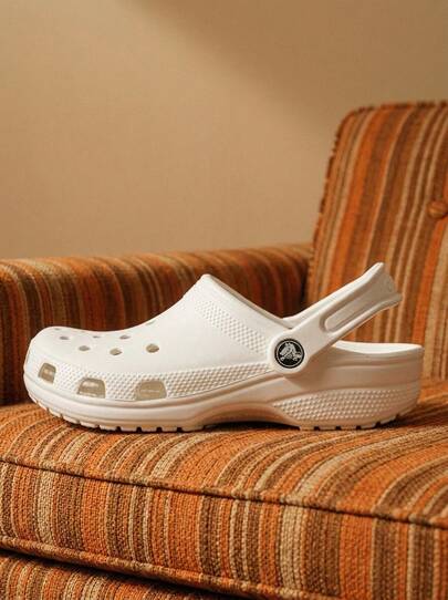 Crocs Classic Clog Women Sports Sandals Breathable Comfort Lightweight Skin-Friendly Easy To Clean Beach Pool Daily Wear White 10001-100
