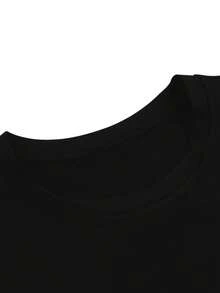 Camiseta de manga curta com silhueta de retrato de arte vintage | Blusa casual artística de verão para exposições de arte e encontros sociais - Preto - Ver 3