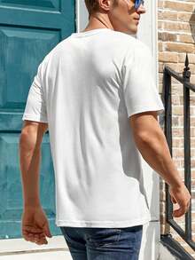 Camiseta Blanca Vintage de Club de Tenis para Hombre – Camiseta Deportiva Clásica con Diseño Gráfico, Perfecta para Tenistas y Entusiastas del Tenis - Blanco - Ver 2
