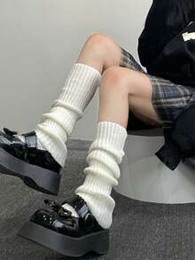 1-2件3.15英寸/8厘米宽女式多色优质休闲腿套，尺码详情请参考尺码表。条纹腿套尺码偏小，麻花针织腿套尺码偏大，建议为家庭成员订购麻花针织腿套。 - 彩色 - 查看 12