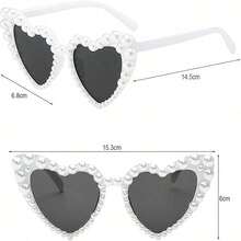 1pc Heart-Shaped Faux Pearl Party Glasses, Retro Faux Pearl Glasses, Heart-Shaped Faux Pearl UV Protection Glasses, Heart-Shaped Party Glasses, Fashionable Heart-Shaped Glasses, Essential For Weddings, Parties And Travels, Bridal Decoration Gift - Pearl Heart-shaped Glasses - View 4