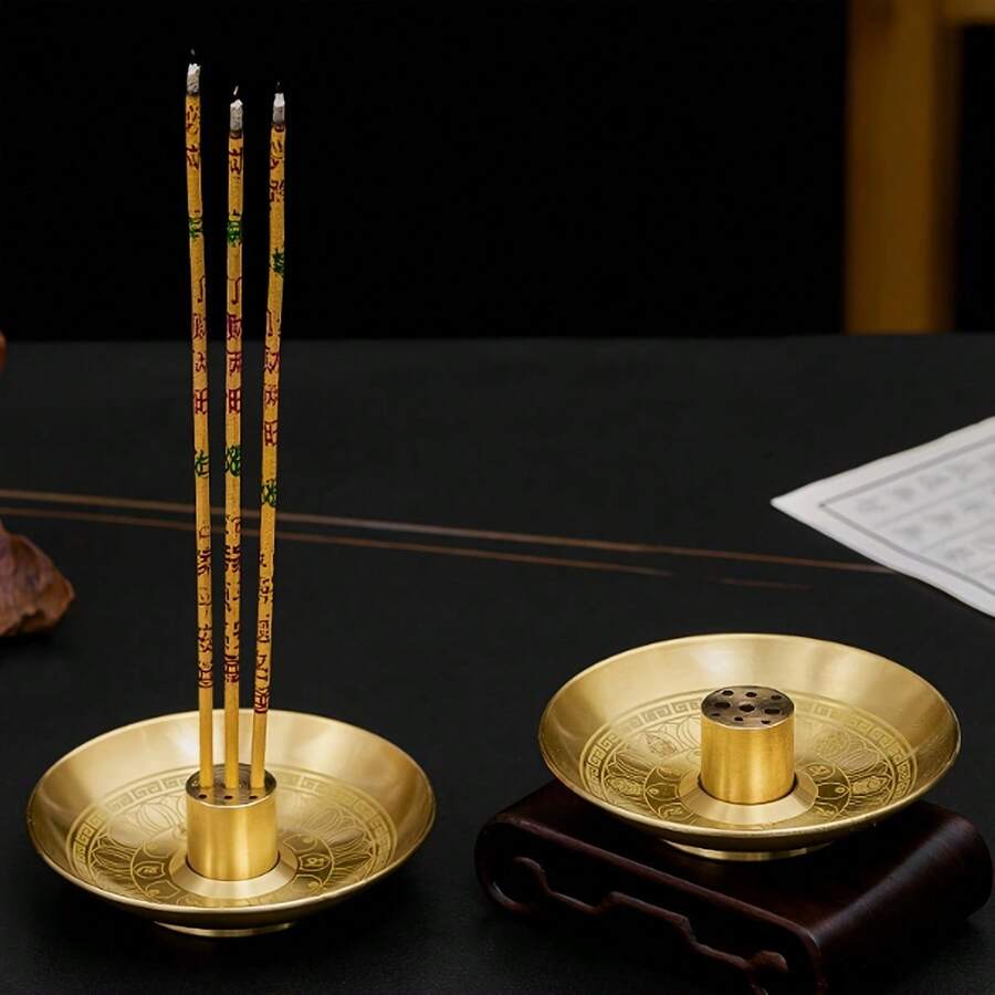 1个九孔香炉，黄铜香盘，家用祭祀用