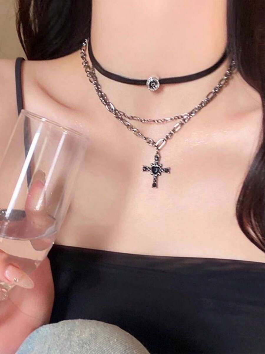 1pc Premium Vintage Distressed Cross Necklace Choker Collar Dark Punk Style Clavicle Chain For Women Daily Wear - Black - View 1