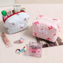 1 Peça Bolsa de Cosméticos Acolchoada Estilo INS com Decoração de Laço de Cereja, Grande Capacidade, Portátil, Organizador de Viagem Multifuncional para Viagem, Férias, Uso Diário, Vaidade, Escritório, Dormitório para Mulheres e Adolescentes, Presente Essencial para Viagem - Multicolorido - Visão 3