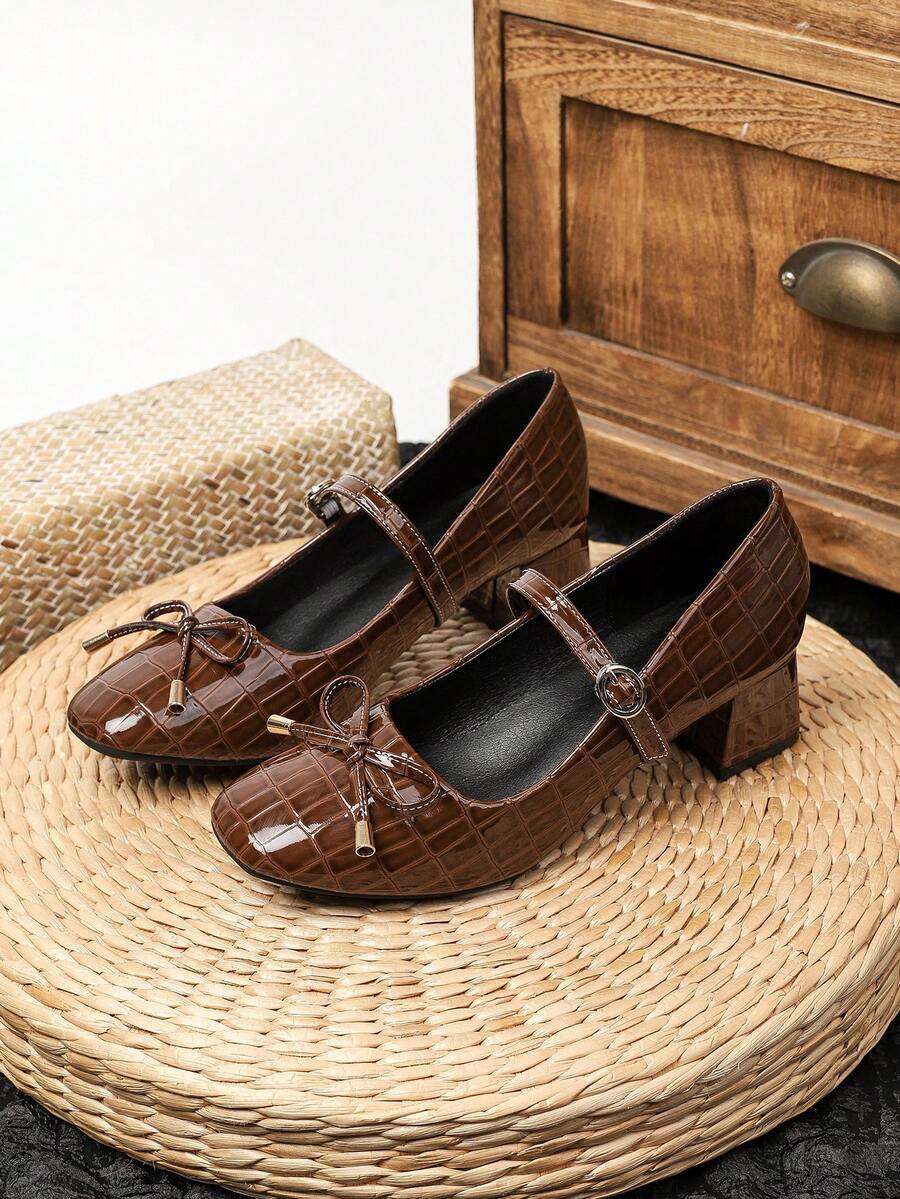 Giày cao gót nữ kiểu retro 4.5cm, mũi vuông, gót chunky, kiểu Mary Jane, chống trơn trượt, bền chắc và thoải mái, thích hợp đi làm. - màu nâu - Xem 1