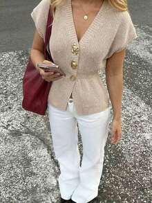 SEREN Spring And Summer New V-Neck Light Apricot Women's Knitted Top, Casual, Vacation, Elegant, Fashionable, Simple, Three-Dimensional Metal Buttons, Knitted Fabric, Waist Cinching Version, Women's Knitted Top, Women's Top, Women's Knitted Shirt, Spring And Summer Women's Clothing, Commuting Office, Daily Street Going, Light And Mature Fashion, Dating, Workplace Commuting, Casual Wear, Short Sleeved Top, Short Sleeved Knitted Shirt,,Summer Tops,Summer Holiday Outfits,Summer Clothes,Summer Outfit For Women,Holiday Outfits,Casual Outfit For Women - 杏色 - 查看 3