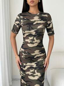 女士迷彩印花连衣裙 - 修身剪裁，适合夏季海滩、派对和休闲穿着 - 军装风春季款 - 軍綠色 - 查看 5