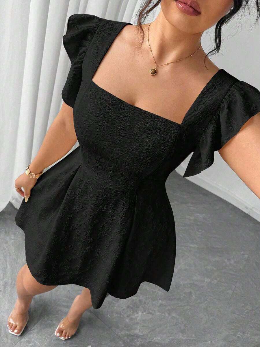 Vestido de verano de talla grande para mujer, con cintura ceñida, volantes en las mangas y estampado jacquard de unicolor, elegante estilo vacacional - Negro - Ver 1