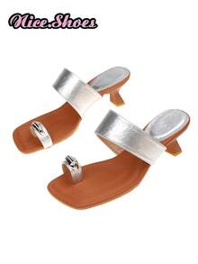 Giày sandal cao gót mũi nhọn hai quai kiểu dáng tối giản mùa hè mới, thích hợp đi làm, hẹn hò, mặc hàng ngày, phong cách thanh lịch Pháp màu trắng/đen. - Bạc - Xem 4