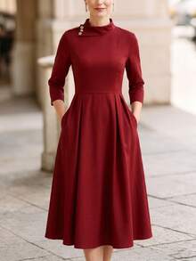 Vuslat 女士夏季简约复古前扣褶裥连衣裙，南法花园度假浪漫V领收腰长裙，适合通勤、办公、日常穿着、派对、下午茶、婚礼宾客、度假等场合。 - 酒紅色 - 查看 6