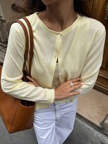 Áo cardigan dệt kim tay dài cổ tròn dành cho nữ mùa hè, chất liệu mềm mại, nhẹ nhàng, thích hợp mặc đi làm hàng ngày, dự tiệc Valentine và đi nghỉ mát. - Màu vàng - Xem 2