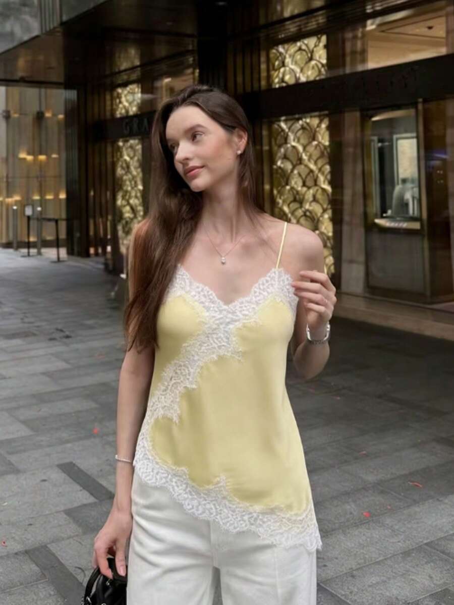 女士不对称蕾丝无袖露肩吊带背心,性感细肩带马甲,适合春夏外出穿着 - 黃色 - 查看 1