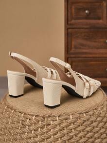 WHDXY Sandal Wanita Gaya Eropa dan Amerika 7cm dengan Desain Berongga, Gesper Ganda, Ujung Tertutup, Hak Tebal, Warna Aprikot, Bernapas, Serbaguna, Cocok untuk Bepergian, Bekerja, Kencan, dan Pesta - Aprikot - View 3