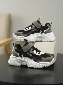 1 par de nuevos zapatos deportivos cómodos y versátiles para niños - Malla transpirable, decoración con letras, soporte plano negro/gris, zapatillas de correr de bajo perfil, adecuados para todas las estaciones, uso diario para niños y niñas, para senderismo al aire libre - Negro - Ver 18