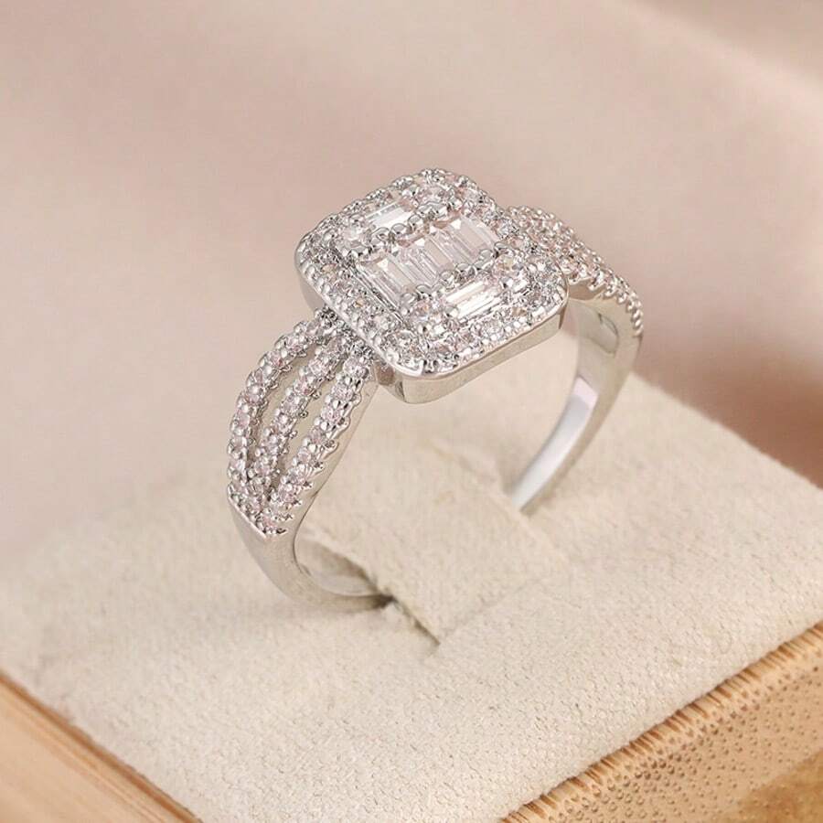 时尚女士订婚戒指，镶嵌闪亮合成立方氧化锆，精致婚礼珠宝，绝佳礼物 - 銀色 - 查看 1