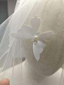 1件新娘面紗,白色薄紗材質,尺寸1.5x1.5m,裝飾3D蝴蝶與珍珠,適合新娘,婚禮面紗配件 - 白色 - 查看 5